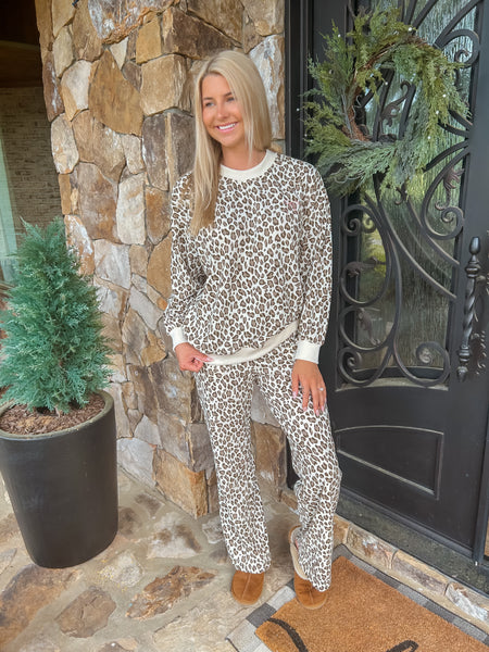Dream Big Cream & Brown Leopard Crew Neck With Pink Bow Detail & Sweatpants Set