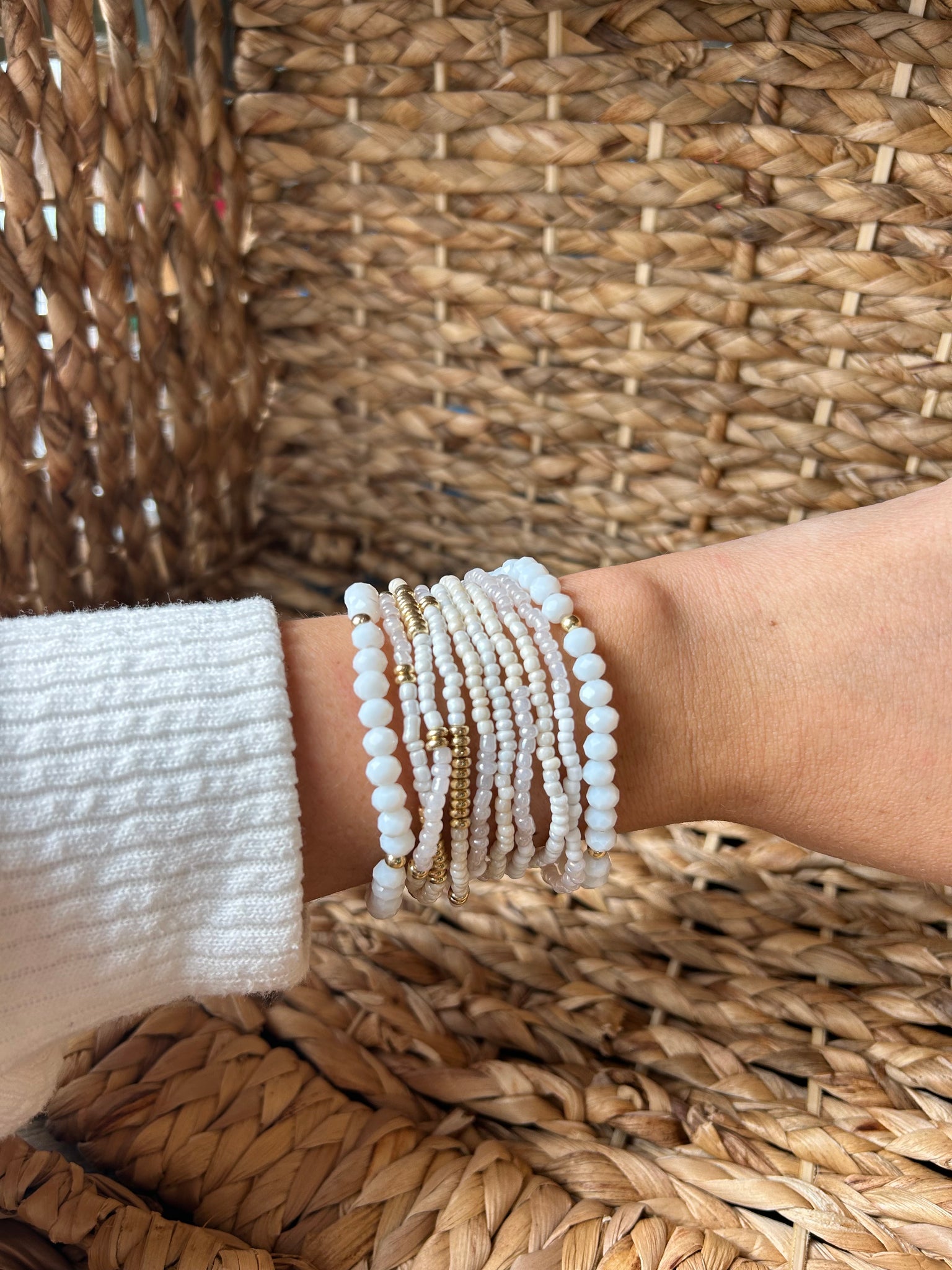 White & Gold Beaded Ten Piece Bracelet ￼