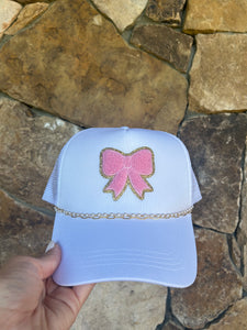 White Bow Hat With Pearl & Gold Chain