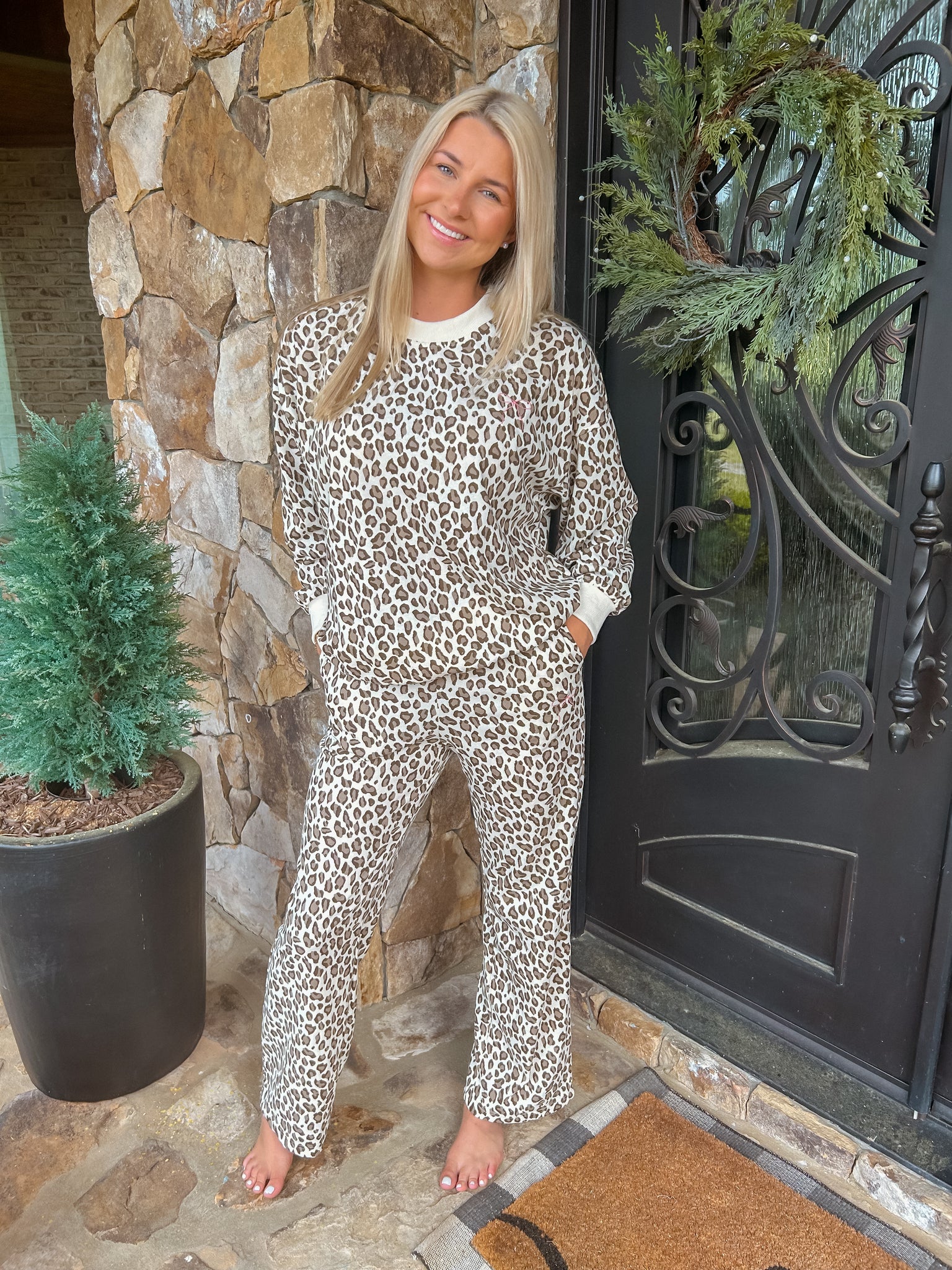 Dream Big Cream & Brown Leopard Crew Neck With Pink Bow Detail & Sweatpants Set
